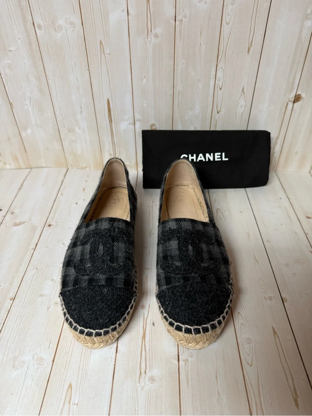 CHANEL Flannel CC Espadrille Flats Dark Grey/Black Sz 36 / 6
